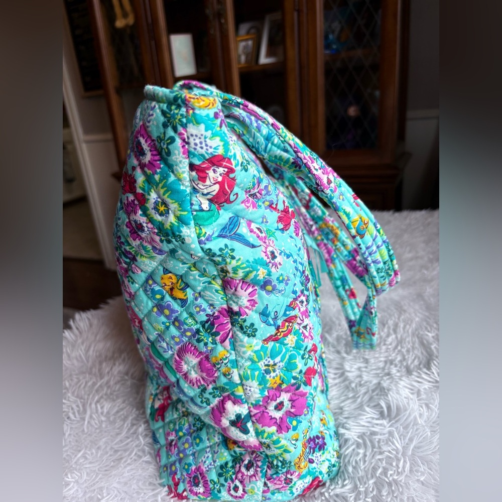 BOLO BNWOT Vera Bradley Disney Ariel Tote Bag Purse Handbag Little Mermaid - Picture 15 of 16